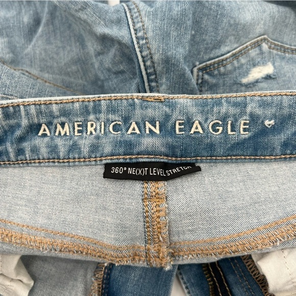American Eagle Super High Rise Distressed Raw Hem Jeggings Size 4 Women’s - Picture 2 of 7